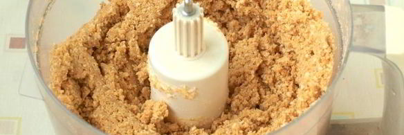 карамельный сырник с клубникой