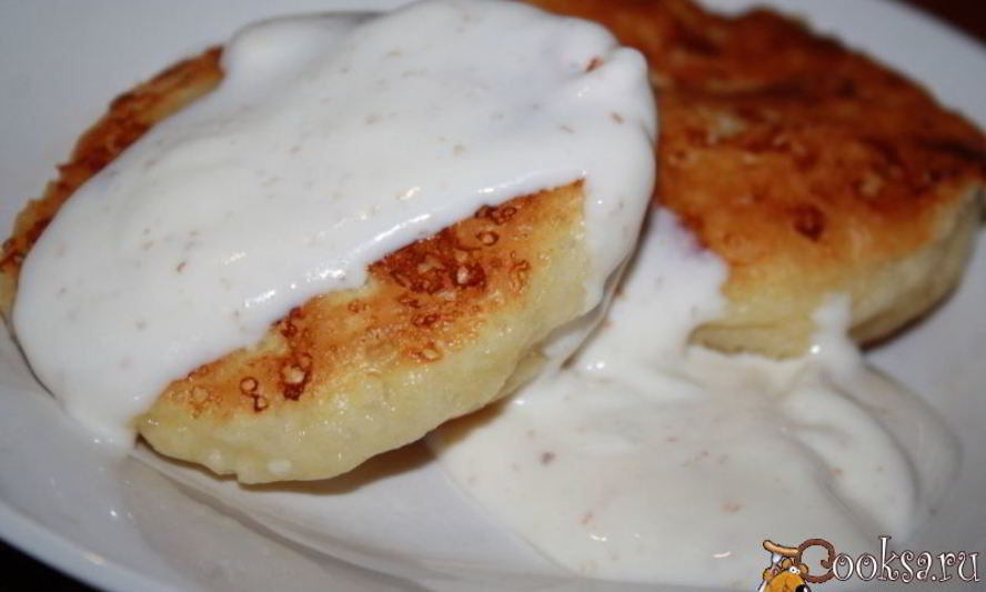 Рецепт нежных сырников без яиц