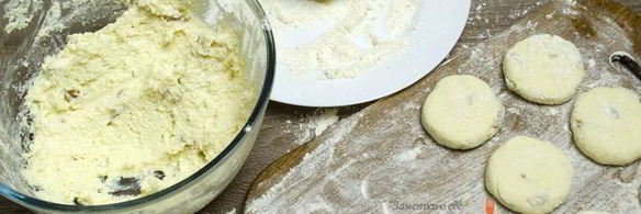 сырники из творога с изюмом