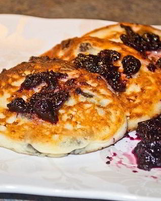 Сырники с клюквой и изюмом