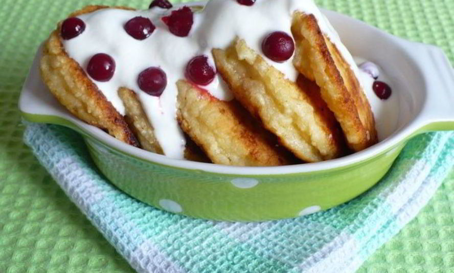 Рецепт сырников ванильных с курагой