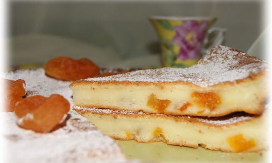 Рецепт творожника с белым шоколадом и курагой