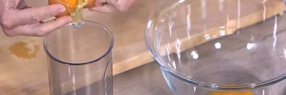 творожник с миндалем и вяленой вишней