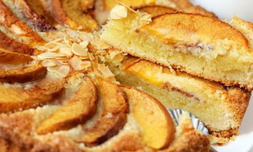 Рецепт творожника с персиками