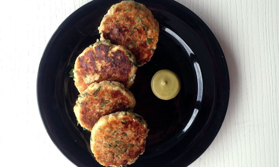 Рецепт здоровых сырников с зеленью