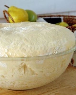 Быстрое тесто для пирогов и плюшек