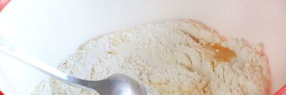 дрожжевое тесто на кефире для пиццы