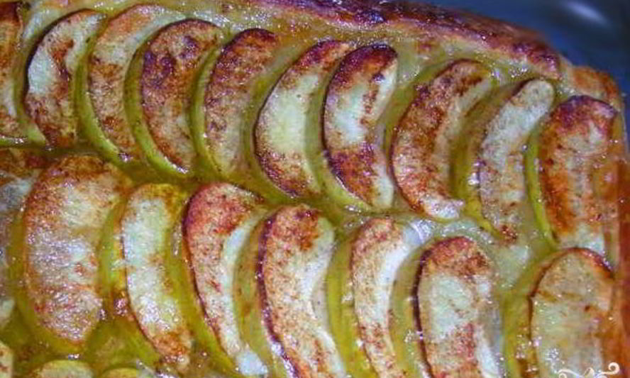 Рецепт слоеного дрожжевого теста с яблоками