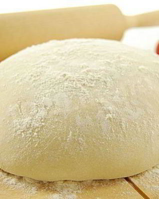 Тесто для пиццы на сухих дрожжах и оливковом масле