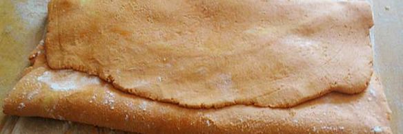 томатное слоеное тесто