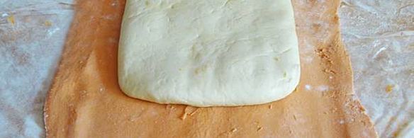 томатное слоеное тесто