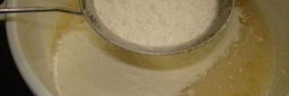 тонкое дрожжевое тесто для пиццы