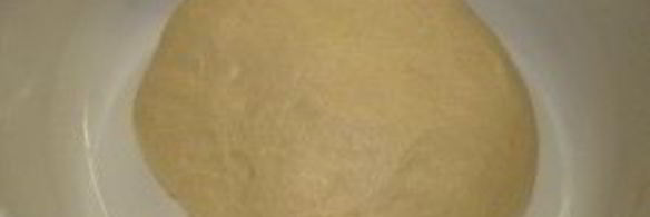 тонкое дрожжевое тесто для пиццы