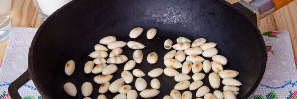 бисквитный торт рафаэлло с миндалем и кокосовой стружкой