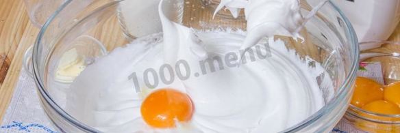 бисквитный торт рафаэлло с миндалем и кокосовой стружкой