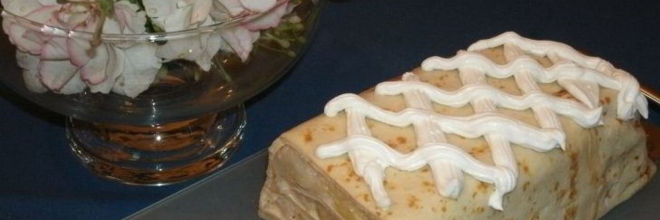 Блинный торт с яблоками