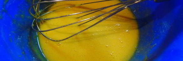 блинный торт с заварным кремом и ягодами