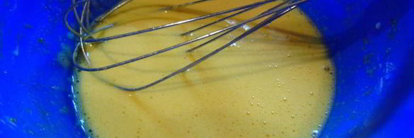 блинный торт с заварным кремом и ягодами