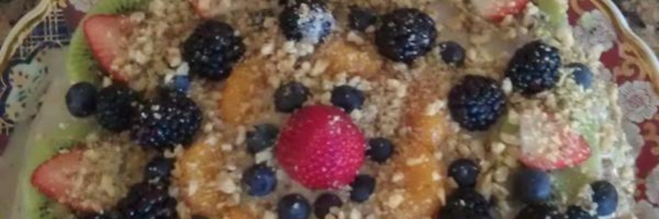 Фруктовый торт из бисквитных коржей