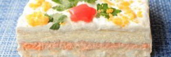 лучший закусочный торт из крекеров и рыбной консервы