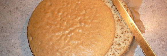 новогодний персиковый торт с просекко и елочкой из сливок и карамболы