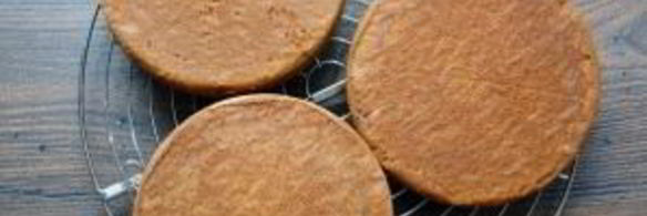 открытый торт с ягодами