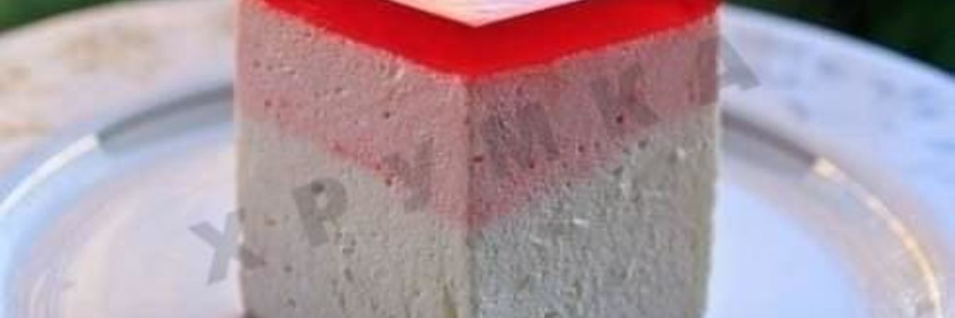 Птичье молоко с малиновым желе