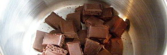 шоколадно-медовый торт с яблоками