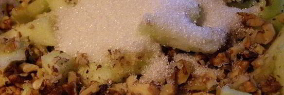 шоколадно-медовый торт с яблоками