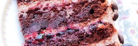 шоколадно-ягодный торт