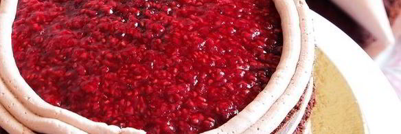 шоколадно-ягодный торт