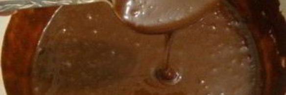 шоколадный торт с черносливом