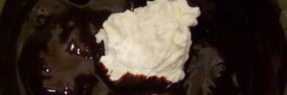 шоколадный торт с черносливом