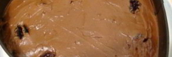 шоколадный торт с черносливом