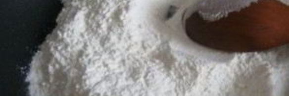 шоколадный торт с клубникой