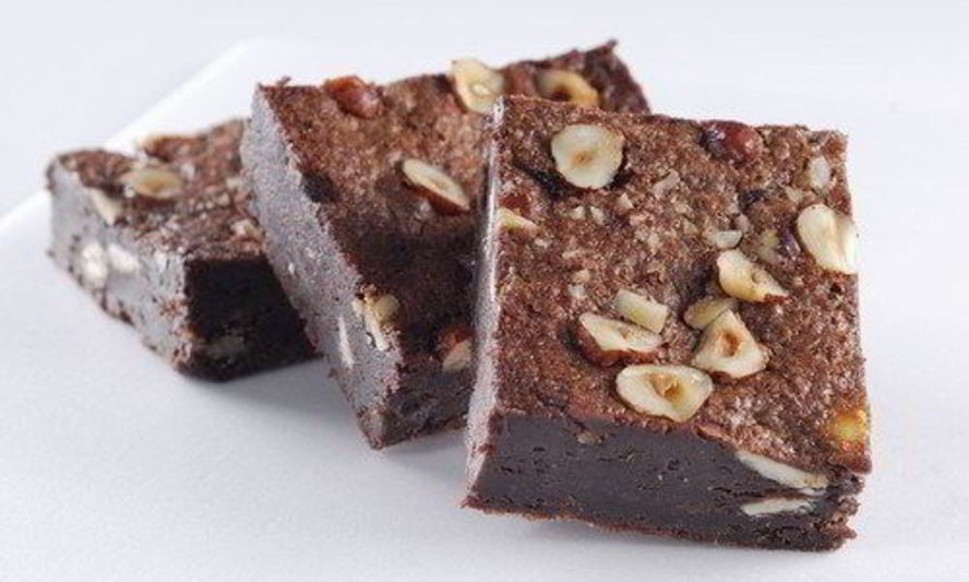 Рецепт шоколадного торта с орехами