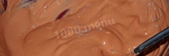 шоколадный торт с вишней