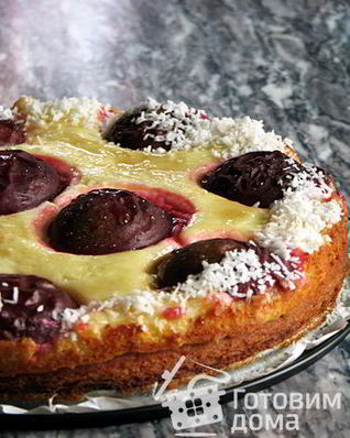 Сырный торт со сливой