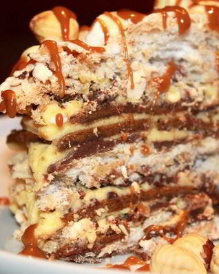 Торт Безе с фундуком