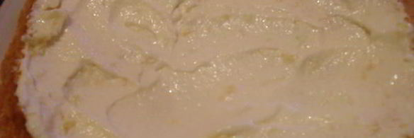 торт из бисквитных коржей с лимонным кремом