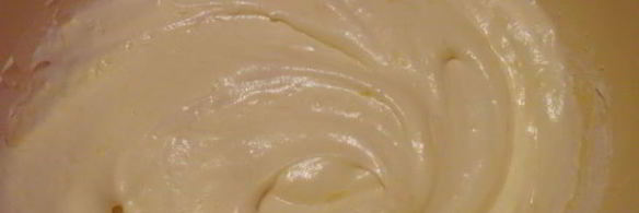 торт из бисквитных коржей с лимонным кремом