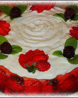 Торт Клубничка