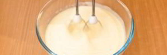 торт с клубникой, сырным кремом и желе