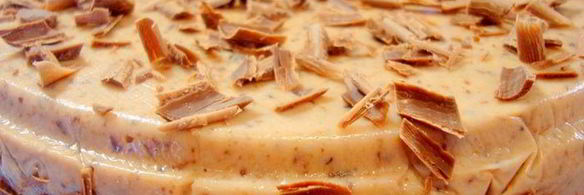 торт с творожно-сливовым суфле