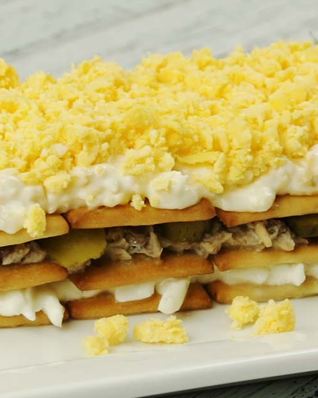 Закусочный торт из крекеров