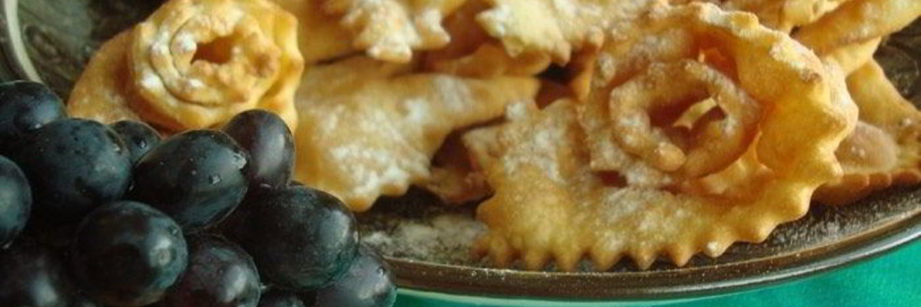 Вкусный хворост, тающий во рту