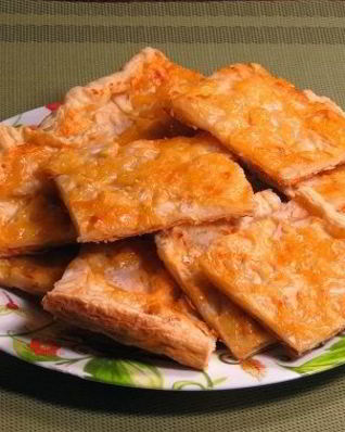 Выпечка из слоеного теста в духовке