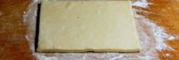 выпечка из слоеного теста в духовке