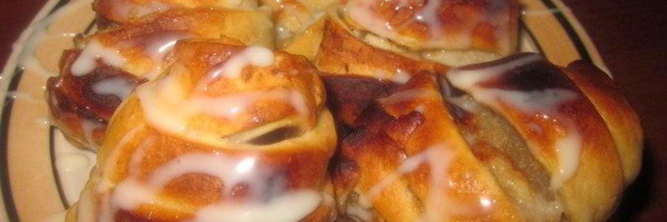 Яблочные рулетики