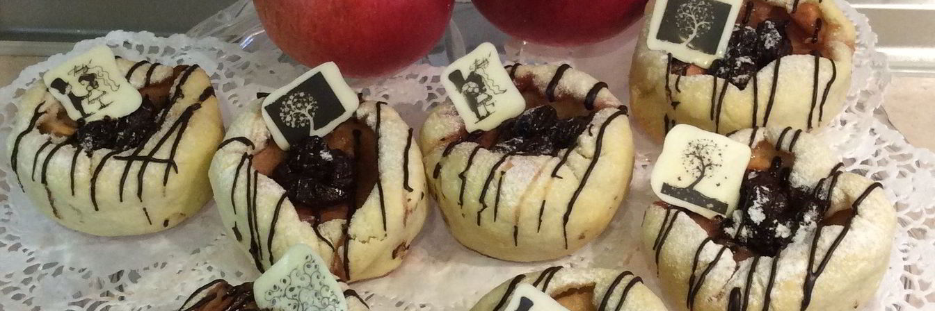 Яблоки в тесте